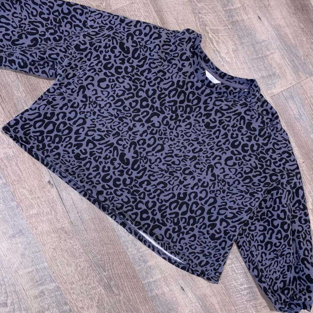 Time and Tru Sweater